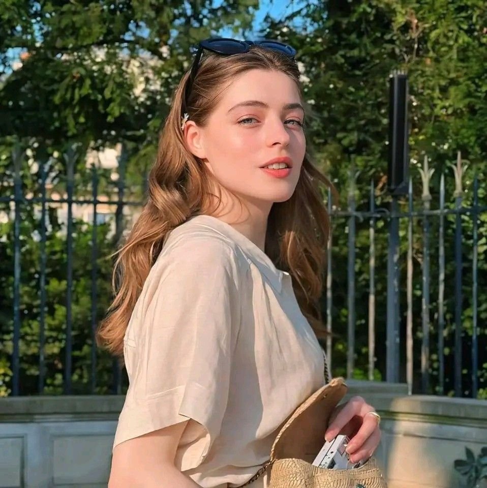 Sara N.